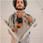 Fotografo professionista che offre corsi su come fare belle foto